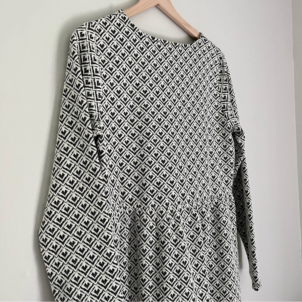 NWT‎ Loft Jacquard Button Flounce Swing Mini Dress Black White Size Medium - Picture 7 of 11